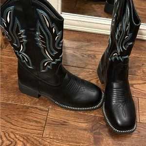 Black and Blue Cowboy Boots Brand New size 35